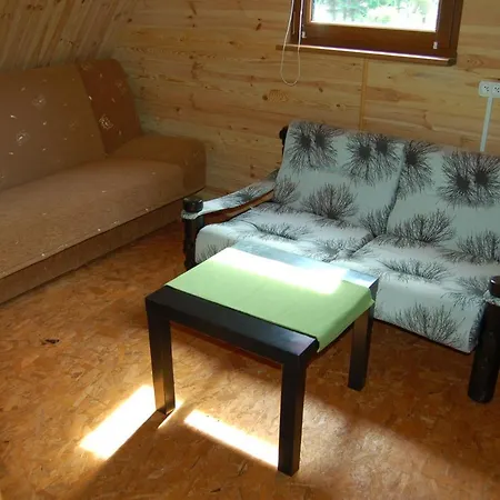 Idylla 山林小屋 Chłopy